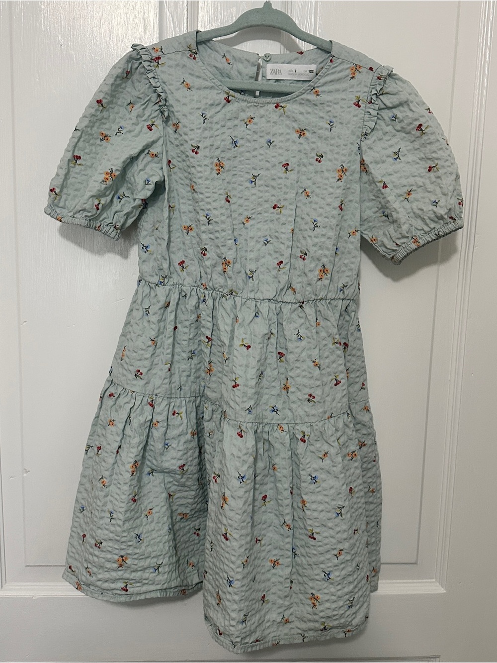 Zara Light Sage Tiered short sleeved dress with Tiny Floral Print size 7